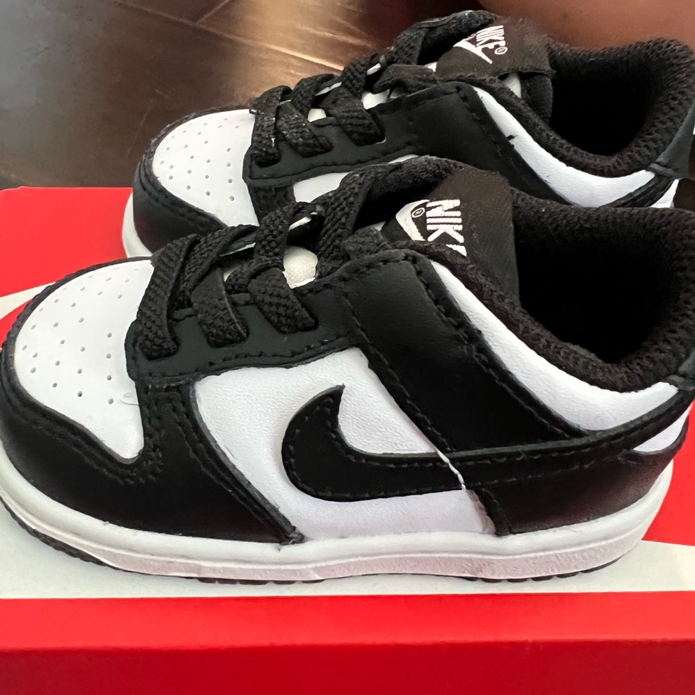 Pandas/Nike Dunk low (toddler)